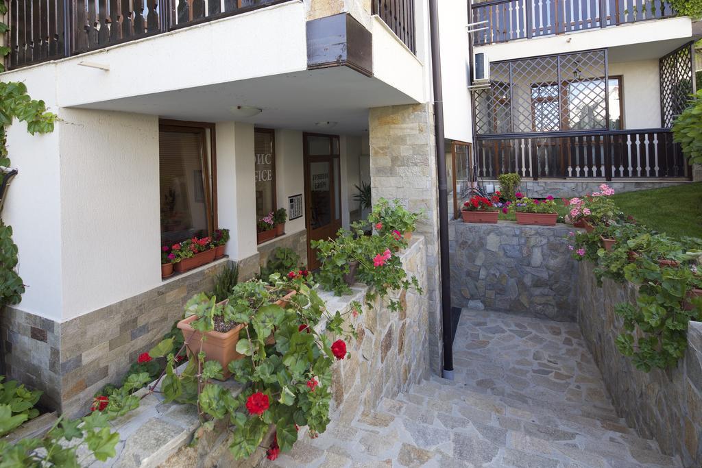 Mars Apartments In Tryavna Beach Complex スヴェティ・ヴラス エクステリア 写真
