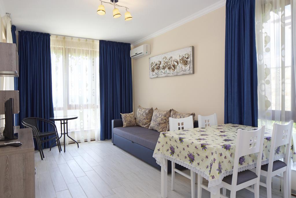Mars Apartments In Tryavna Beach Complex スヴェティ・ヴラス エクステリア 写真